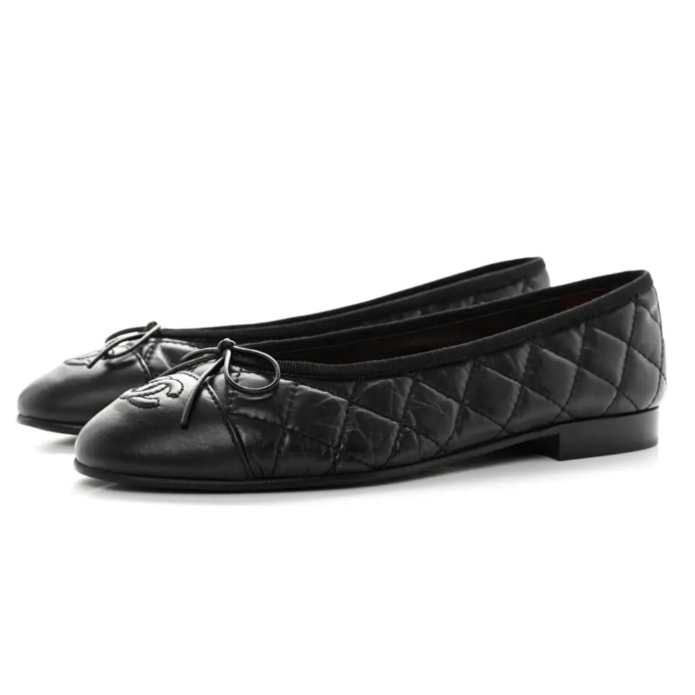 NIB CHANEL Black Aged Calfskin Cap Toe Ballerina Flats w/ Receipt
